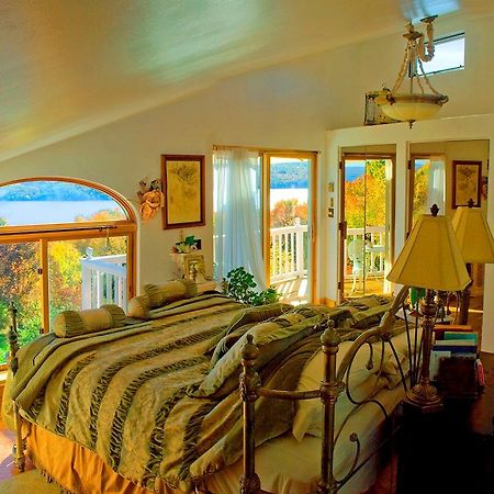 A Cayuga Lakefront Inn - Hotel Alt, Ithaca New York Exterior foto