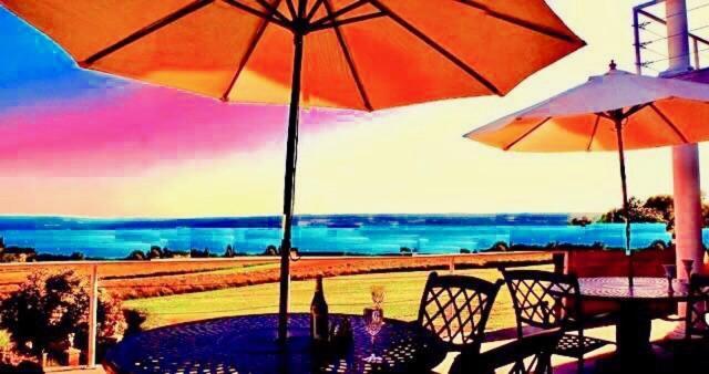 A Cayuga Lakefront Inn - Hotel Alt, Ithaca New York Exterior foto